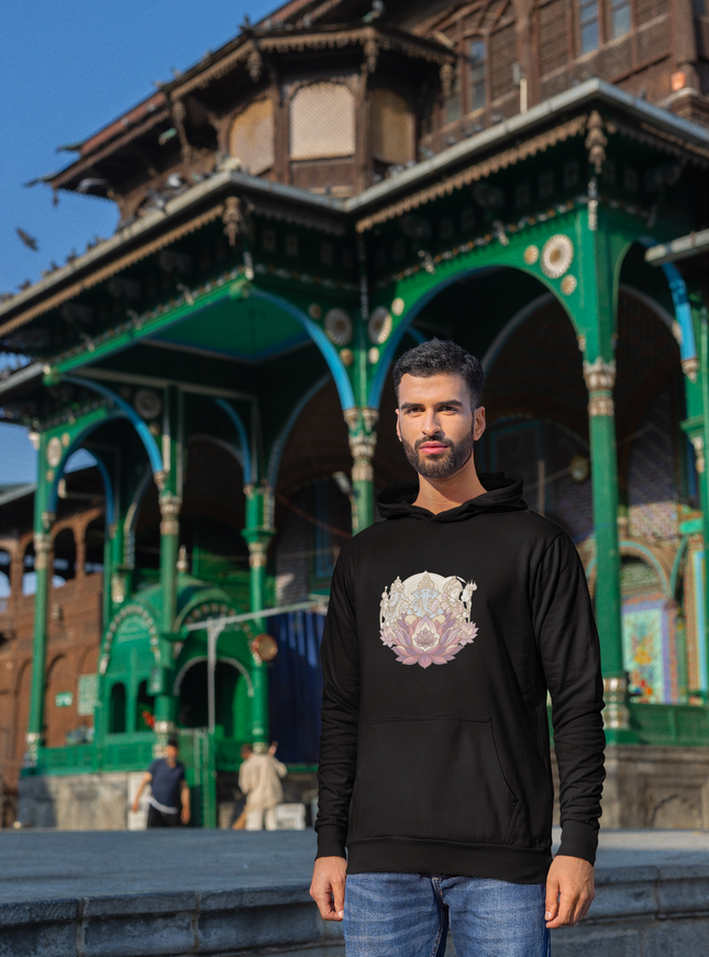 Drei Götter der Lotus Herren Hoodie – Göttliches Lotus Design & Spiritualität