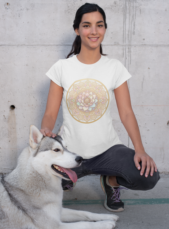 Lotus Mandala Damen T-Shirt – Spirituelles Design & Achtsamkeit