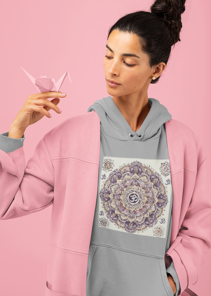 Om Mandala Damen Hoodie Lila Gold – nachhaltiger Bio-Baumwolle Hoodie mit Mandala-Design von SatoriSoul