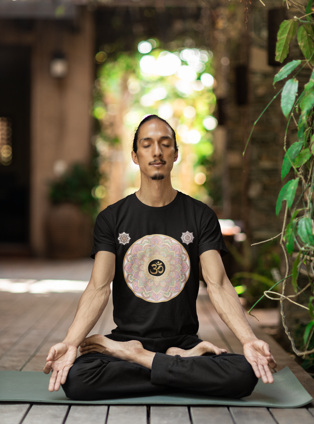 Om Mandala Herren T-Shirt – Spirituelles Zen Design & Achtsamkeit