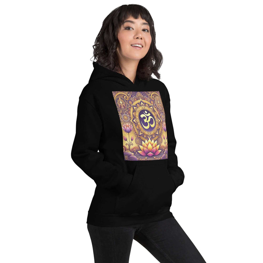 **Om Mandala Hoodie – Spiritueller Hoodie, Lila-Gold-Design, Damen Hoodie, Mandala-Kunst, Yoga-Kleidung, Meditationskleidung, Innerer Frieden, Spirituelles Geschenk, Bequeme Mode**